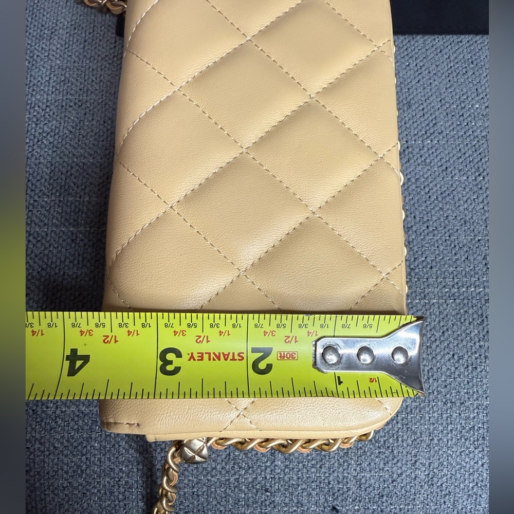 CHANEL CC flap lambskin WOC phone holder on chain - Picture 15 of 15